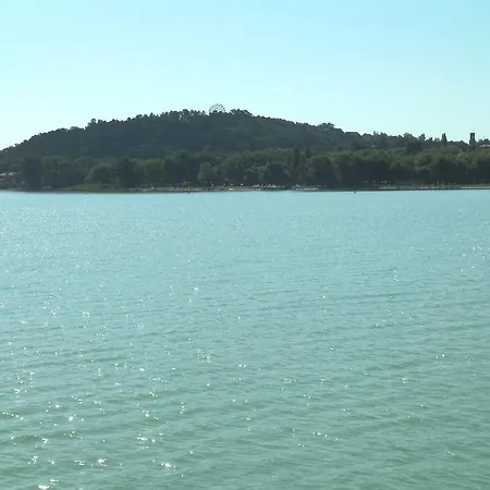 Bartok בית הארחה Balatonboglár